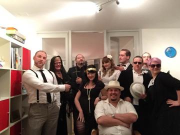 Krimi total am Karfreitag. Es war ein Spektakel! Viel Lachen, Verwechslungen, Intrigen,gutes italienisches Essen und der italienische Akzent wurde im Laufe des Abends immer Balkan-Lastiger. Ein sehr gelungenes Erstes und bestimmt nicht letztes Krimi