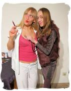 Miriam Wagner hier bei einem kurzen Herz Check bei Susi Seifert.