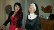 Auch als Nonne Vampir!