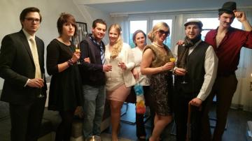 Unser Gruppenbild vor dem Beginn der spannenden Suche nach dem M�rder von Georg S�nger 