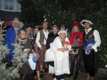 Die Gebrder Grimm htten ihren Spa gehabt....an dieser illustren Runde