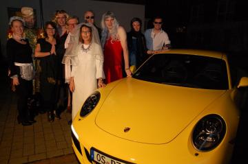 Diamant - unter sehr hohem Druck gepresster Kohlenstoff - Basis von Reichtum