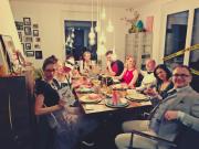 So ein Mord schlgt zwar aufs Gemt, aber nich tauf den Magen.