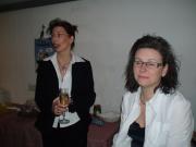 Die trauernde Witwe Gabriele S�nger mit dem Model Sandra 


