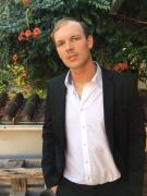 War es der Immobilienmakler und Gastgeber, Christian Schlter?