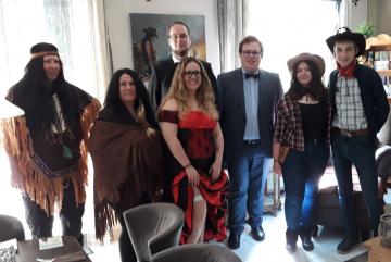 Unser erstes Krimi-Dinner von Krimi total war ein gelungener Abend mit viel Spa� und leckerem Essen. Wir haben danach an dem Abend direkt das n�chste Spiel bestellt und stecken jetzt mitten in den Vorbereitungen! 