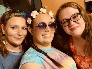 Die 3 Ladys von der Tankstelle. Friede, Adelheid und Babette 