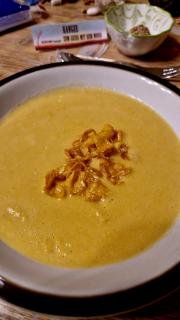 Mais-Crunch-Suppe und se Pemikan