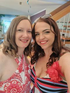 Letitia und Carmen Bonita