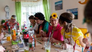 Beim Essen w�hrend des Spiels