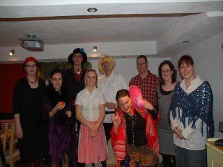 Alle sind wir vereint, um den Mrder der sieben Zwerge zu finden!