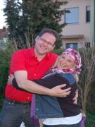 Der Popstar und die Designerin.