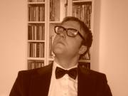 Kann der galante Emil Hypschmann tatschlich kein Wsserchen trben?