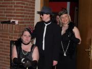 Mamma Donatella mit Sohn Don Pedro und Lucretia