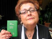 Emma Wollingsworth,
immer alles streng nach Vorschrift.