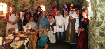 Der edle Ritter Ulrich von Wolfshausen und der Rest des Wolfsklammvolkes