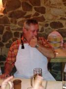 Da war wohl noch etwas Spanferkel...