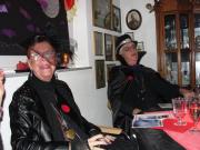 Dergraf und Nicola, die K�nstlerin