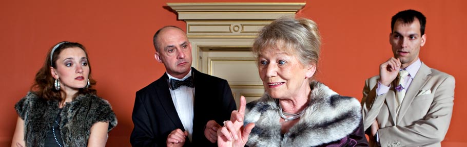 KRIMI total DINNER - Erst die Leiche, dann der Mord - Szenenfoto