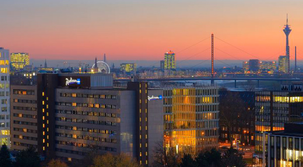 Krimi, Dinner und spannende Veranstaltungen im Radisson Blu Scandinavia Hotel in Düsseldorf (NRW)
