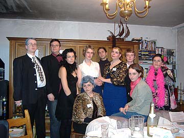 hinten - Franz, Josef, Magdalena, Viola, Tomas, Helena, Emil und Milena, vorne - Sidonia und Karola